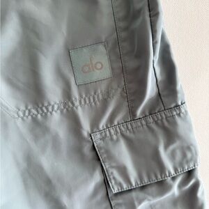 Alo Yoga Cargos